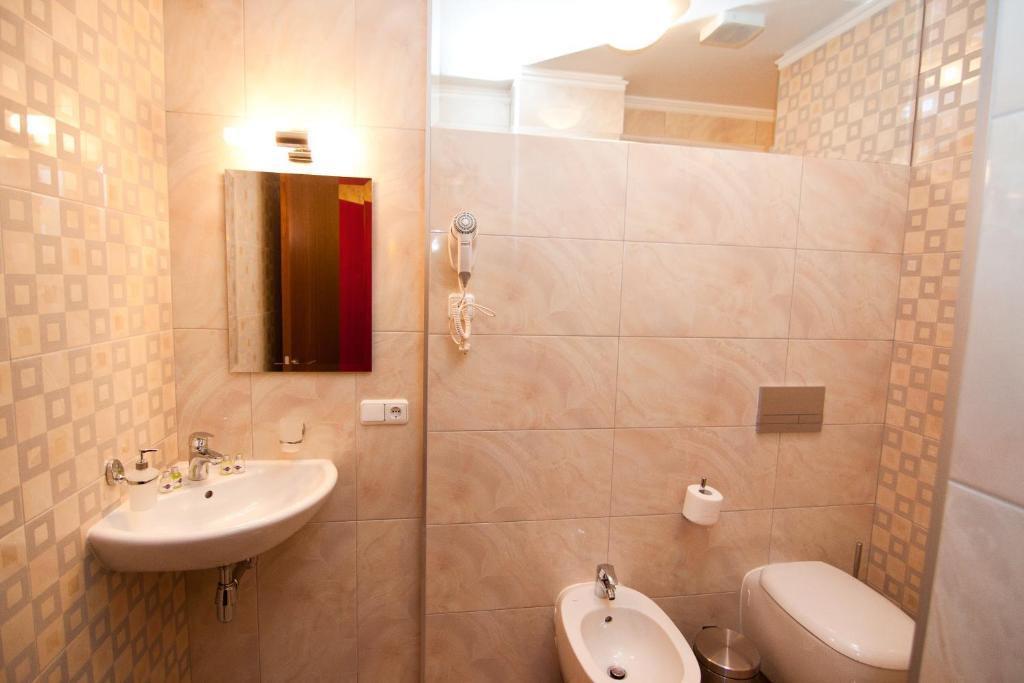 Road Star Hotel Dnipro Rom bilde