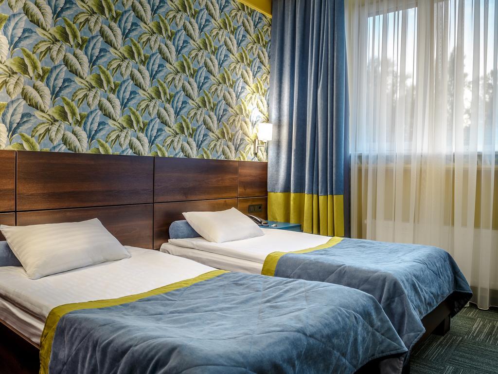 Road Star Hotel Dnipro Eksteriør bilde