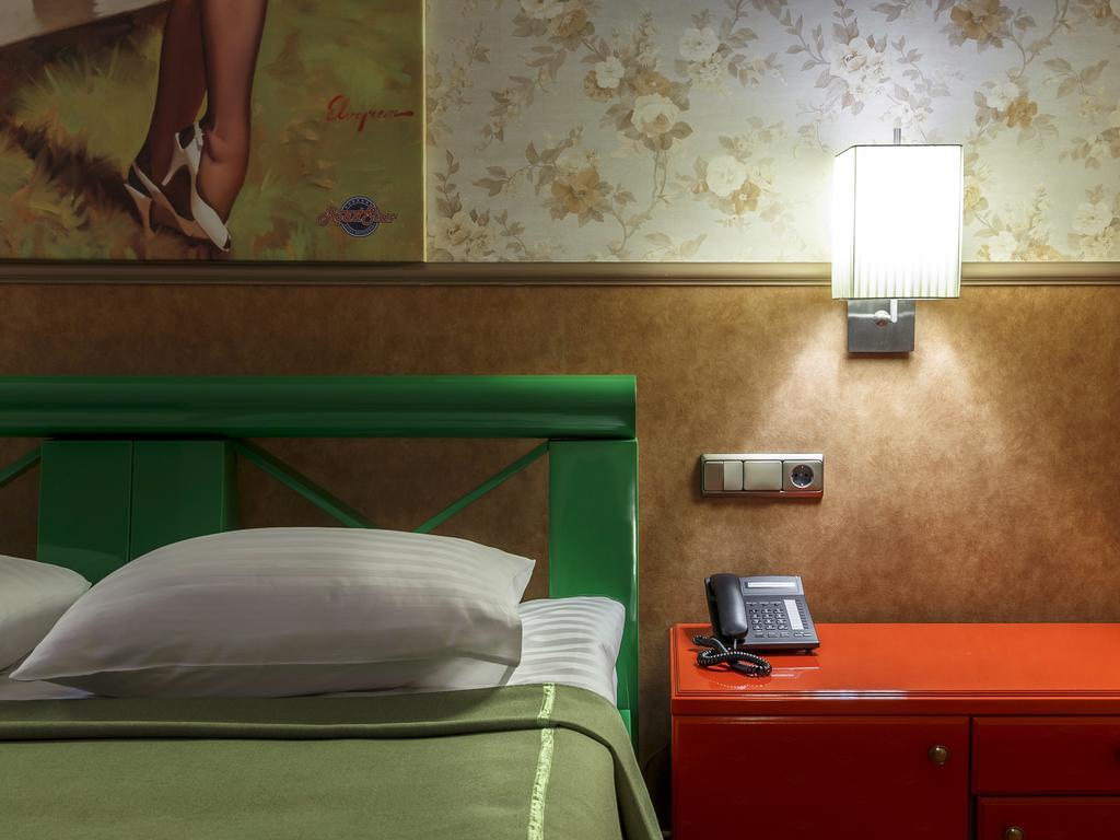 Road Star Hotel Dnipro Eksteriør bilde
