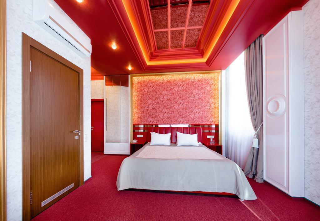 Road Star Hotel Dnipro Eksteriør bilde